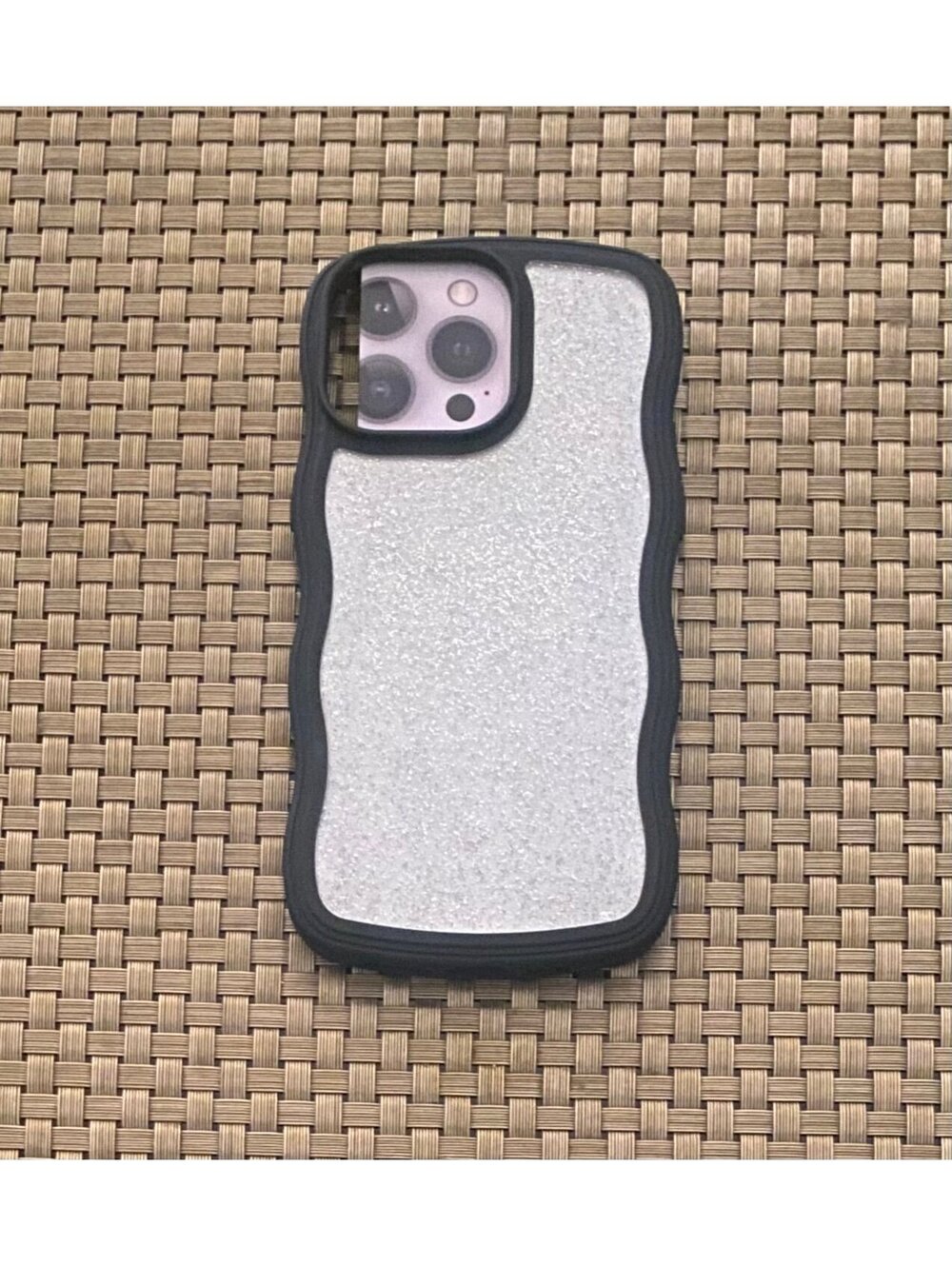 Onn Wavy Grip Case for iPhone 14 Pro Max/13 Pro Max/12 Pro Max BlackGoldGlitter